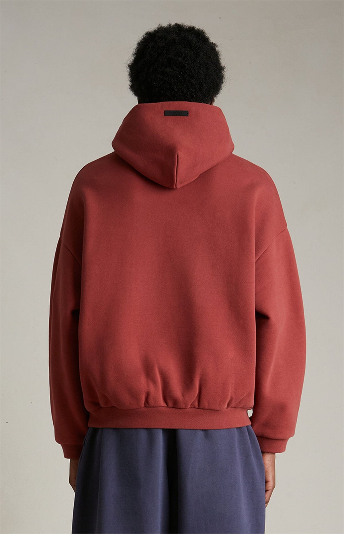 Essentials Hoodie “Crimson” (FW24) – תמונה 4