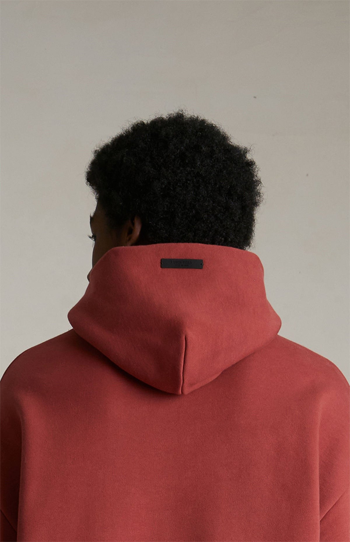 Essentials Hoodie “Crimson” (FW24) – תמונה 5