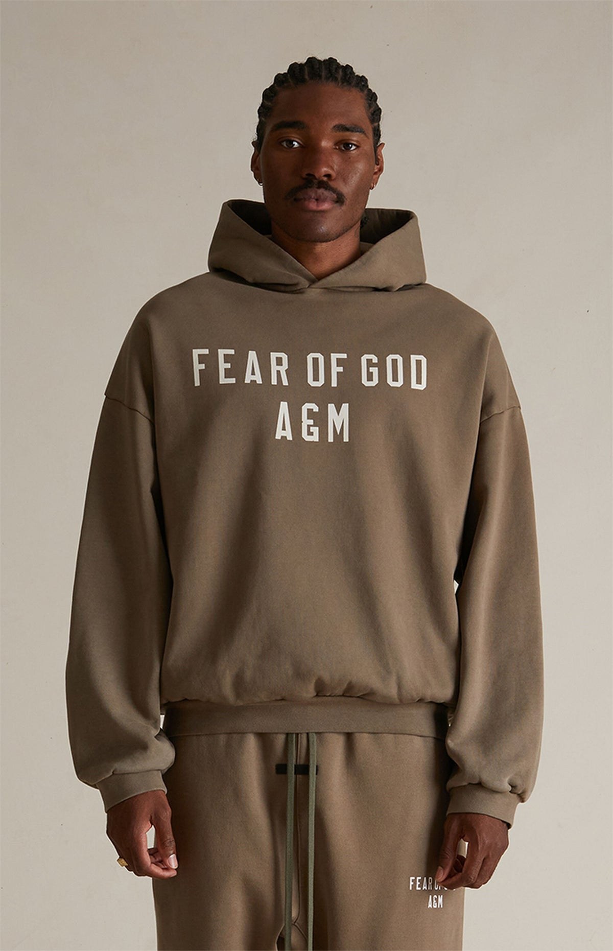 Essentials Heavy Hoodie “Military” (FW24) – תמונה 3