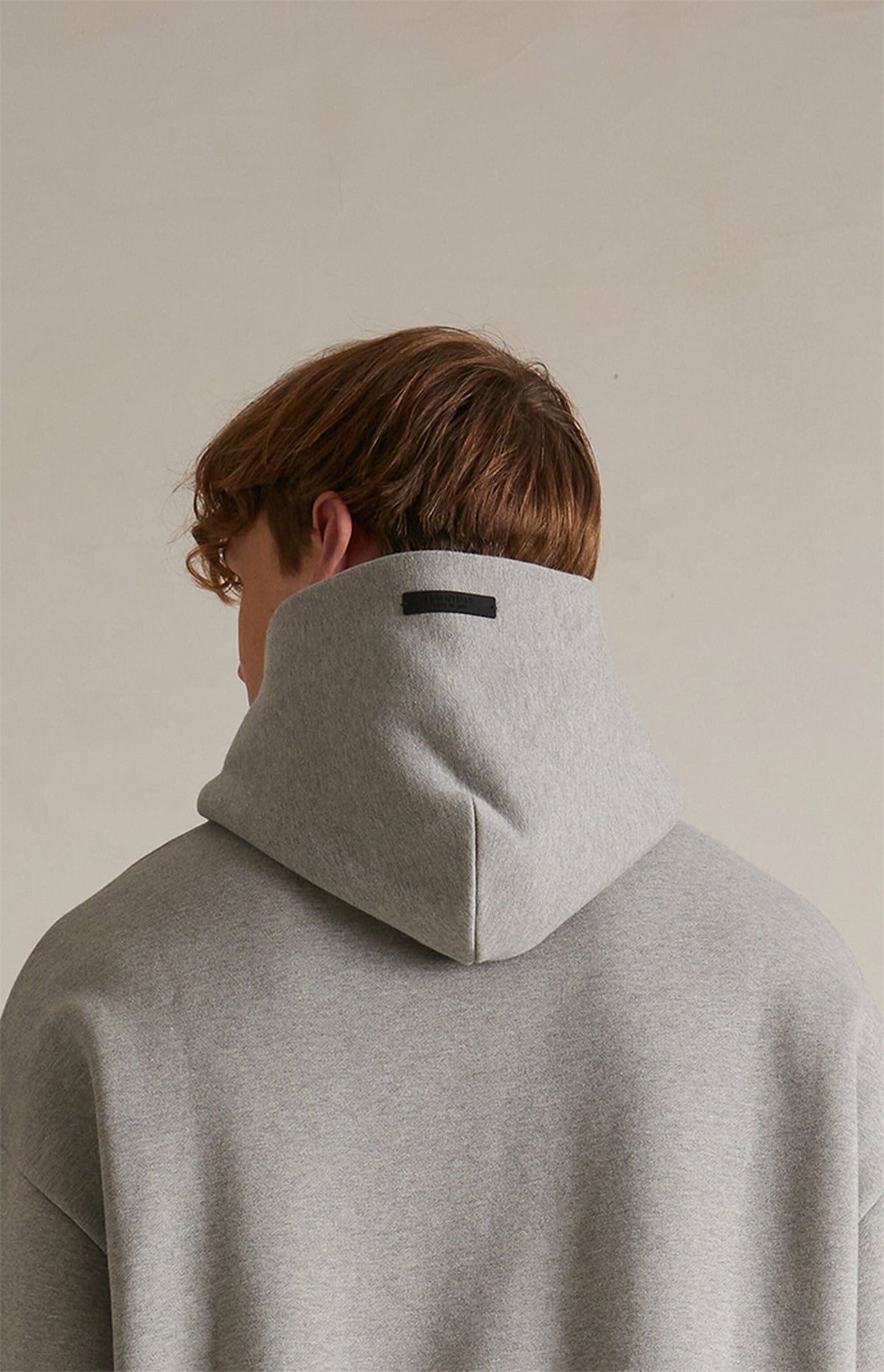 Essentials Hoodie “Dark Heather” (FW24) – תמונה 6