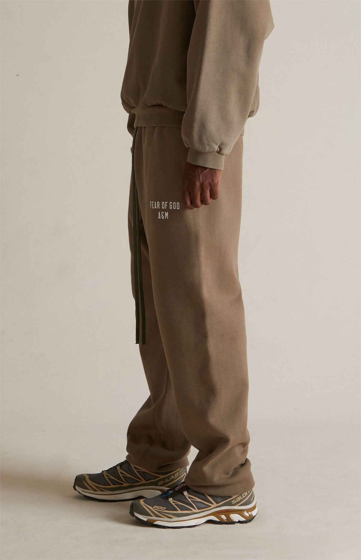Essentials Heavy Sweatpants “Military” (FW24) – תמונה 5