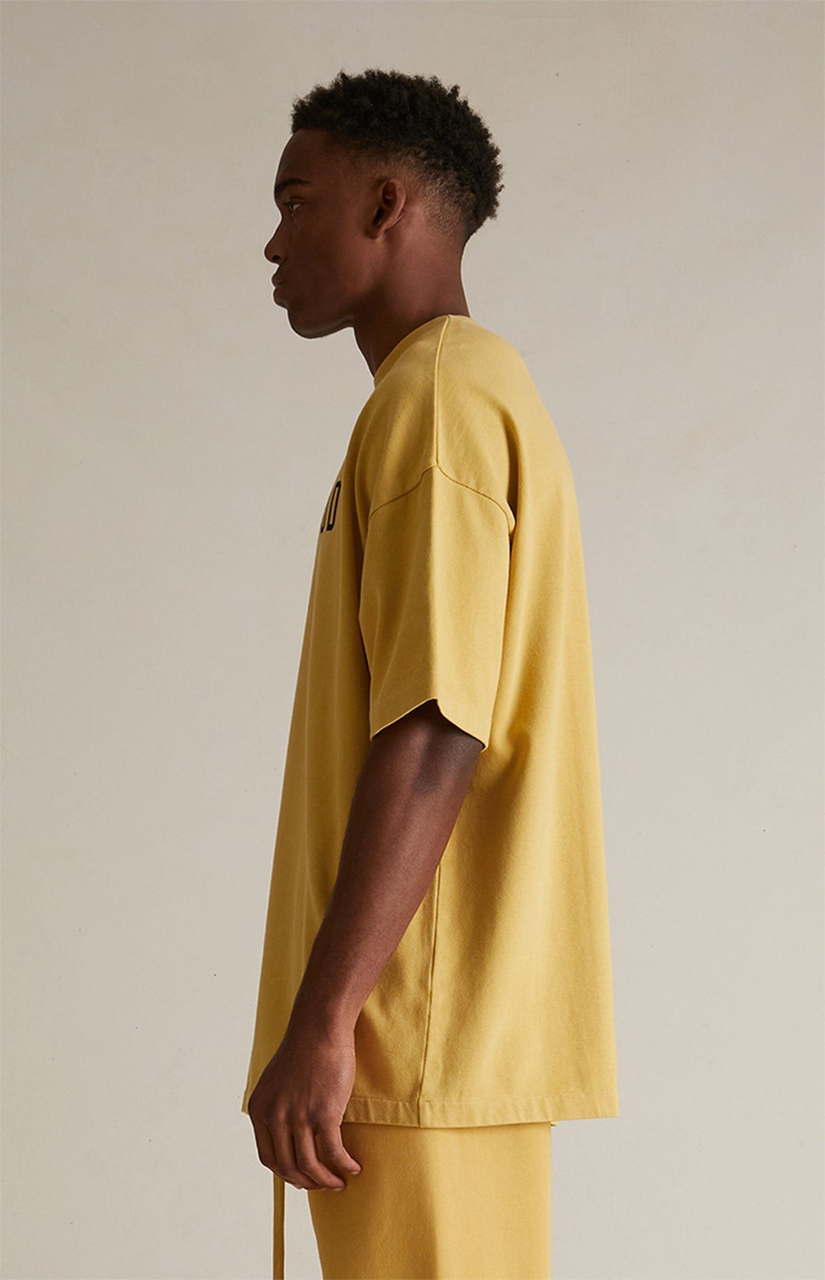 Essentials Heavy T Shirt “Amber” (FW24) – תמונה 3
