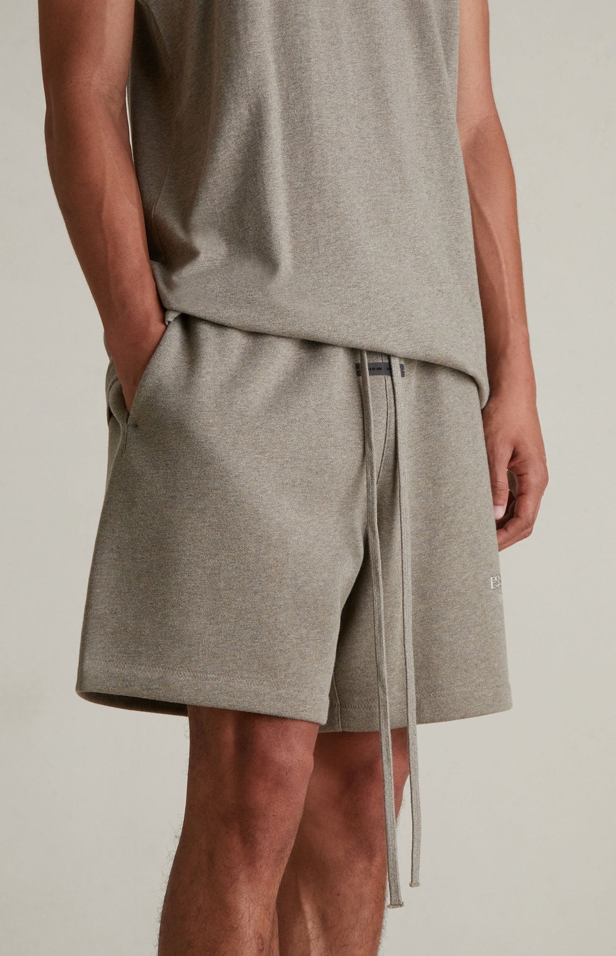 Essentials Shorts “Homestead Heather” (FW25) – תמונה 5