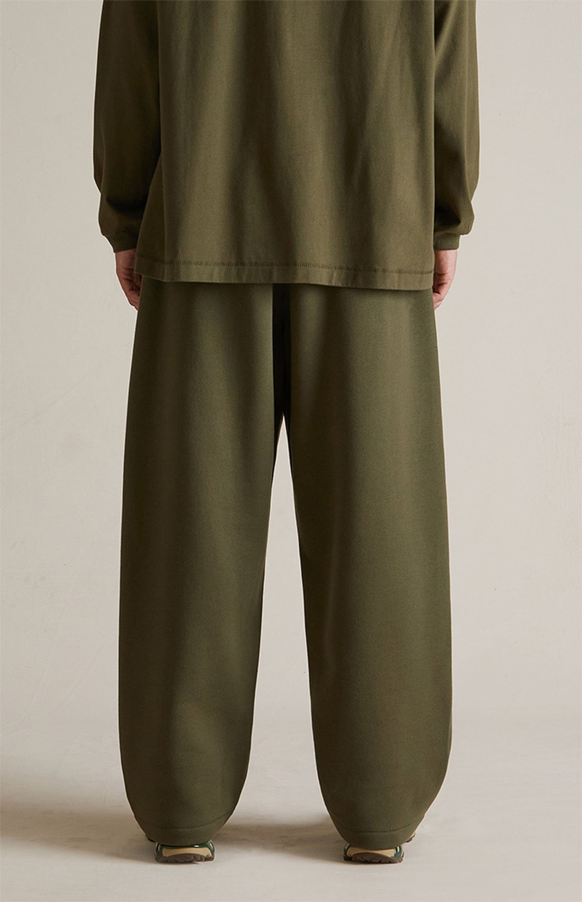 Essentials Sweatpants Relaxed “Military” (FW24) – תמונה 6