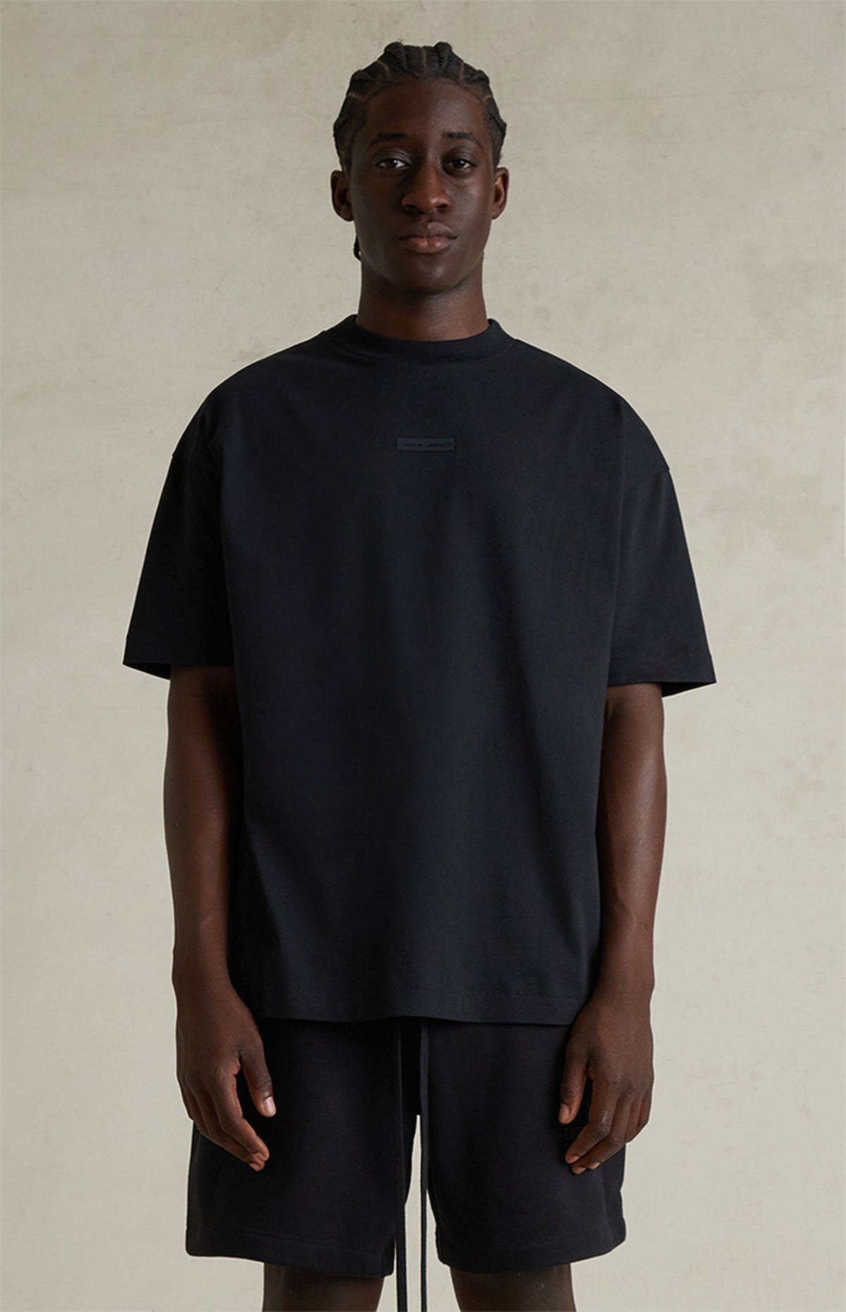 Essentials T Shirt “Jet Black” (FW25) – תמונה 4