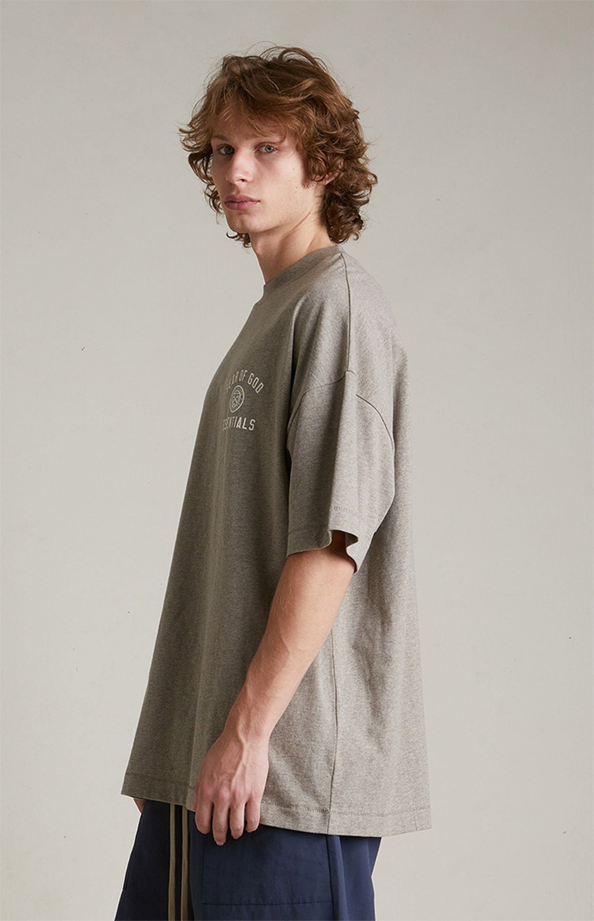 Essentials T Shirt “Heather Grey” (FW24) – תמונה 3