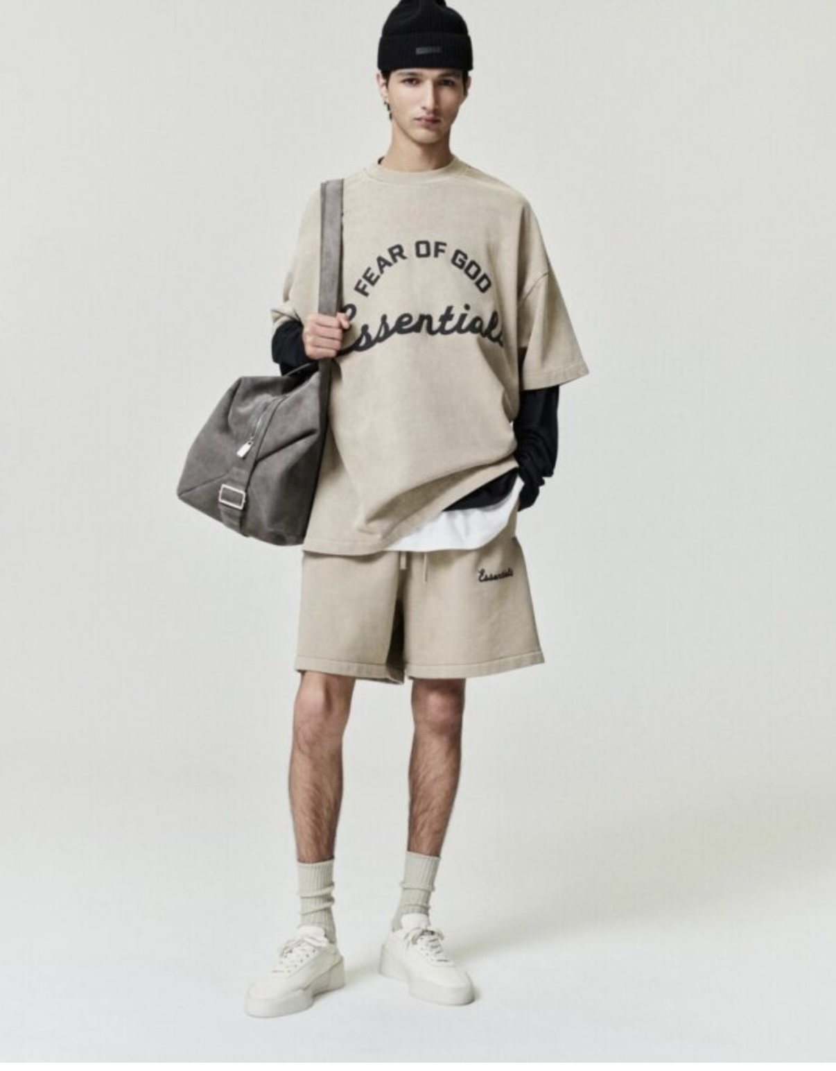 ESSENTIALS SUMMER